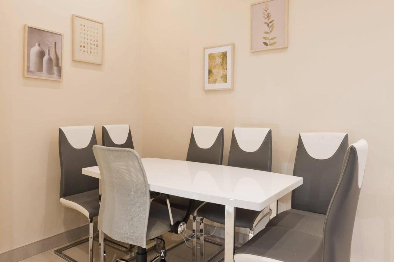 Captivating 2-Bed Apartment In Dublin 1 Esterno foto